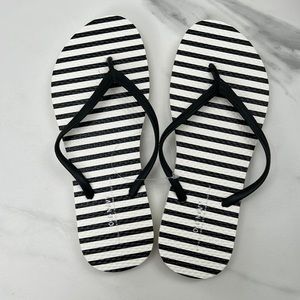 Old Navy Womens Flip Flops